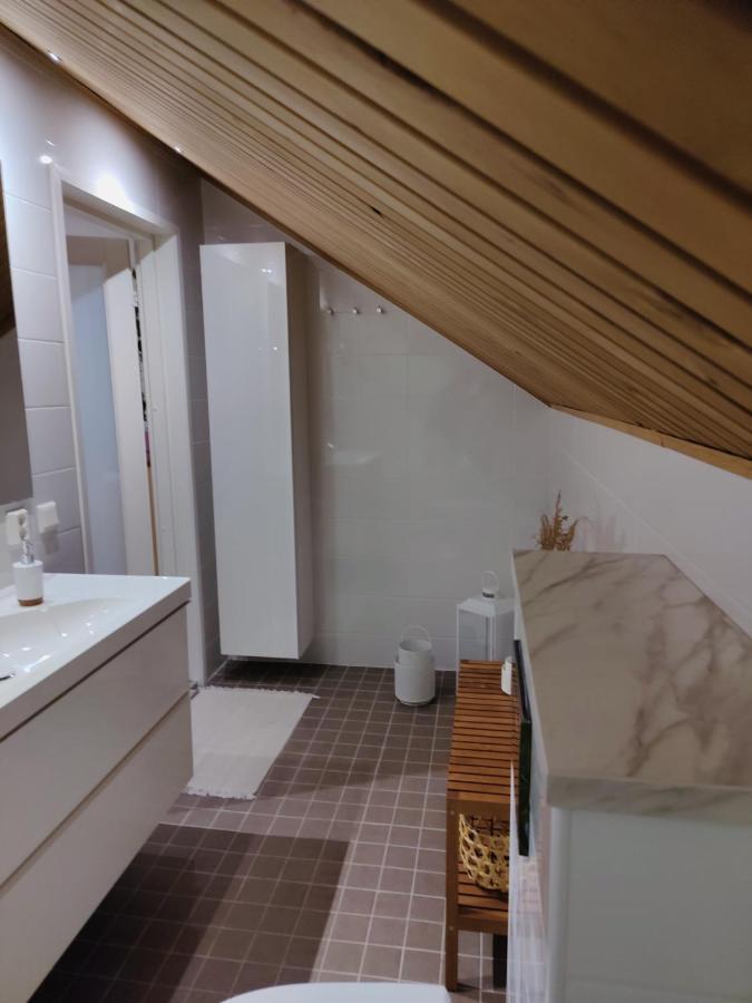 Arctic Circle Private 2nd Floor And Balcony * Rovaniemi