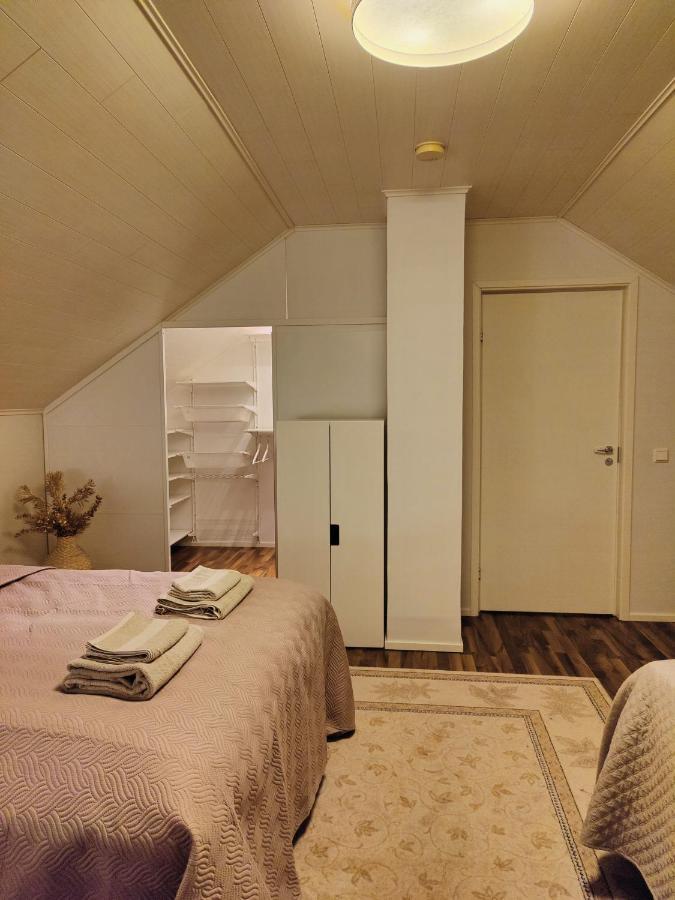 Arctic Circle Private 2nd Floor And Balcony Lejlighed *